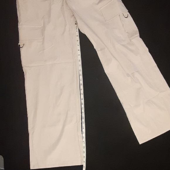 Women's White Cargo Pants - Picture 6 of 8